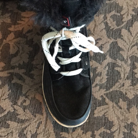 🥾 Black Lace Boots WB19 - Picture 3 of 3